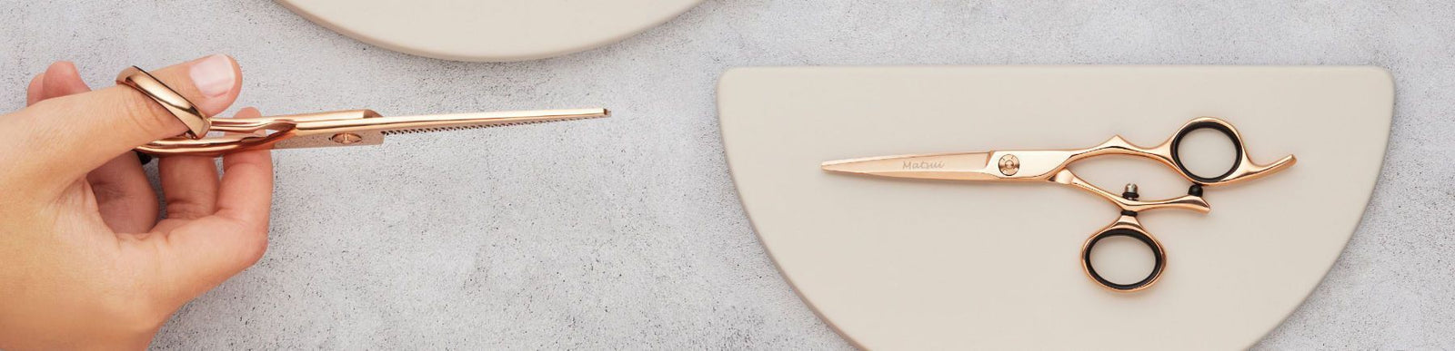 Ciseaux à anneau rotatif